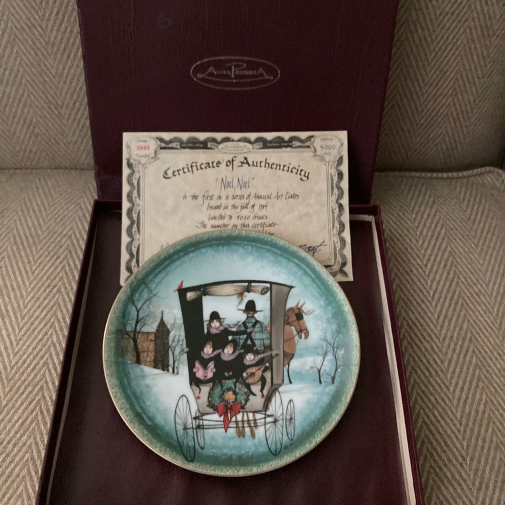 P. Buckley Moss Noel, Noel Plate 1st  in a Series